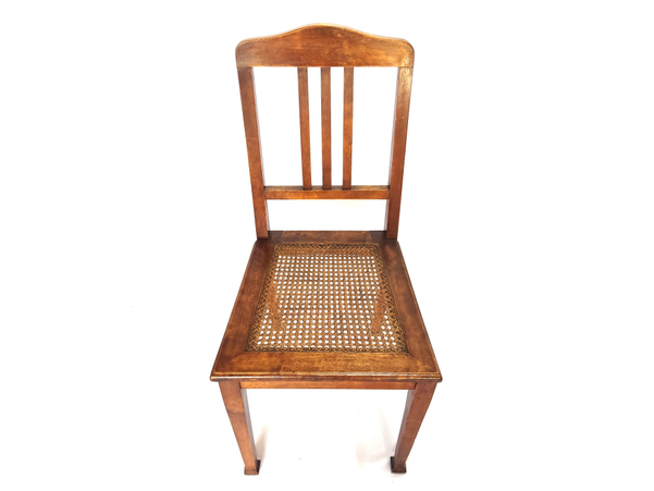 Schöner schlichter restaurierter Stuhl aus den 20er Jahren