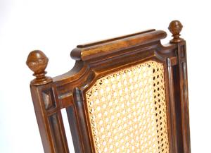 Gründerzeitstuhl um 1880 Buche auf Nussbaum gebeizt mit geradem Lehnenabschluß